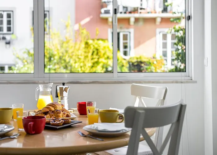 Appartement Sunny In The Heart Of Principe Real Lisboa